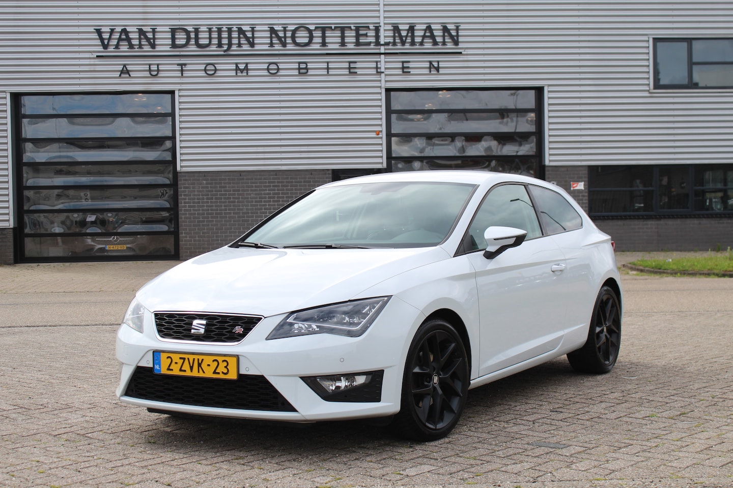 SEAT Leon SC - 1.4 TSI ACT FR Dynamic / Navigatie / Trekhaak / N.A.P. - AutoWereld.nl