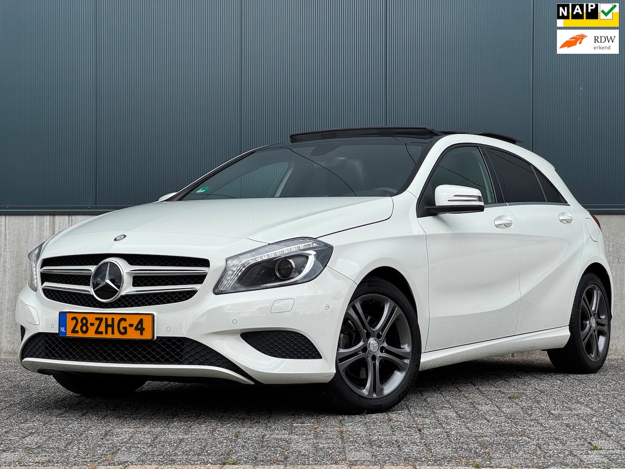 Mercedes-Benz A-klasse - 180 Ambition|PANO|6BAK|LEDER|NAVI|XENON|PSENSOR| - AutoWereld.nl