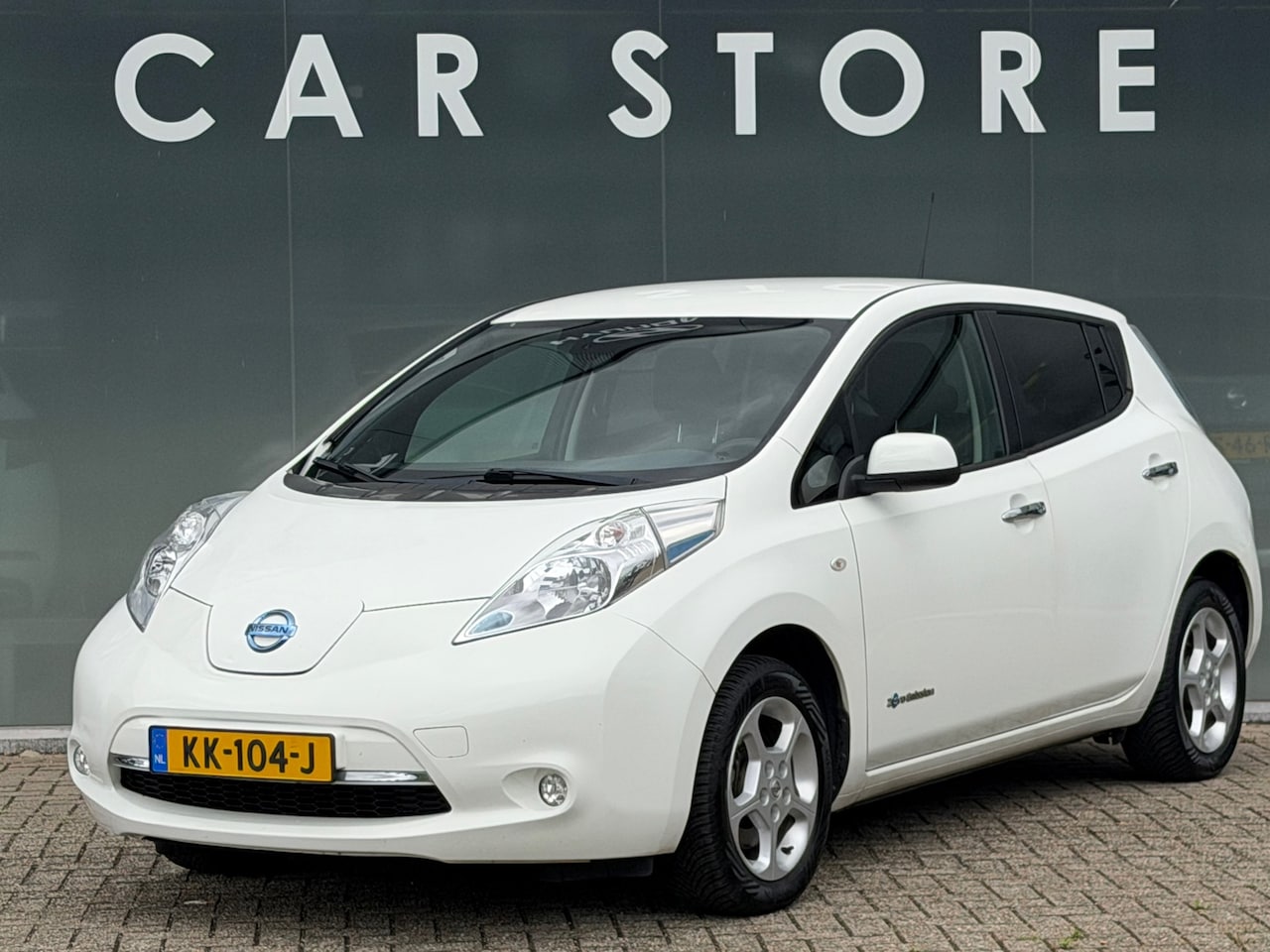 Nissan LEAF - Acenta 30 kWh Camera/Keyless/Navi/Airco/ - AutoWereld.nl