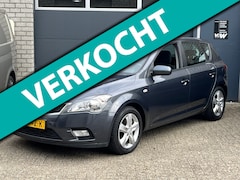 Kia Cee'd - 1.4 CVVT X-ecutive airco winterset PDC