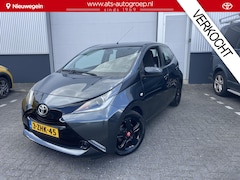 Toyota Aygo - 1.0 VVT-i x-play | Lm velgen met All Season Banden | Navigatie |