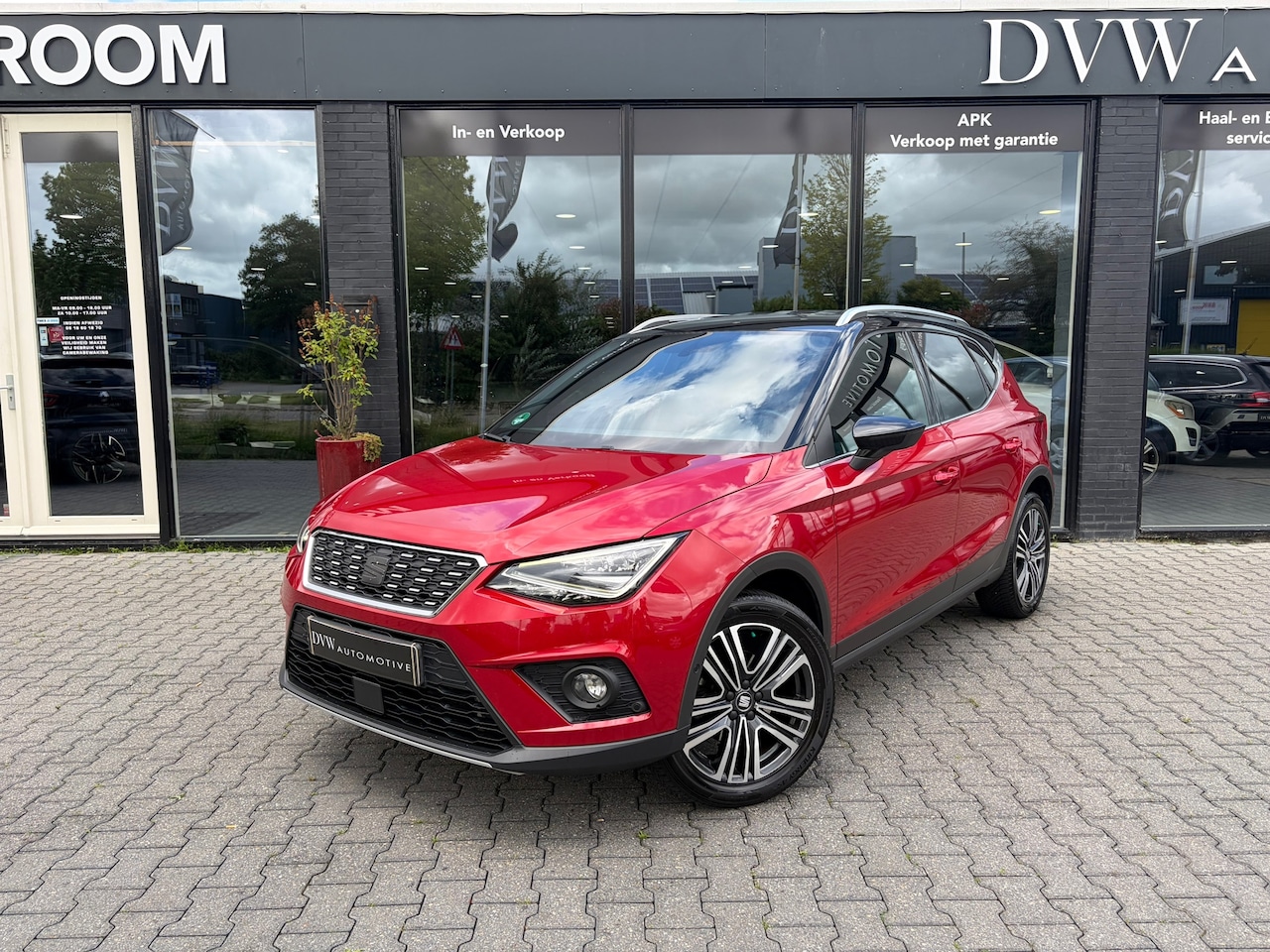 SEAT Arona - 1.0 TSI Xcellence Launch Edition 1.0 TSI Xcellence Launch Edition, Cruise, Achteruitrij camera - AutoWereld.nl