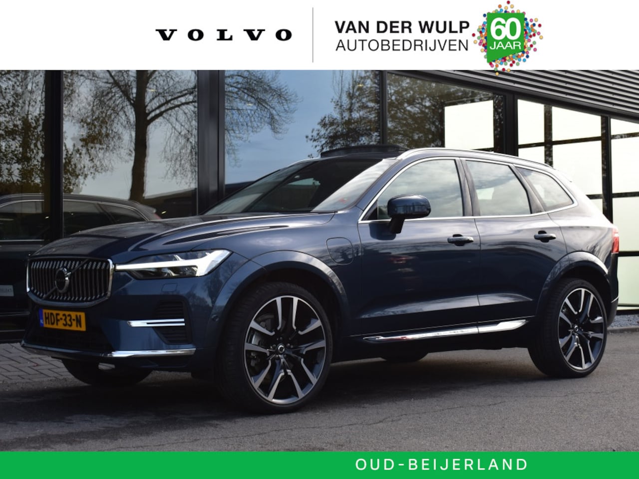 Volvo XC60 - T8 455pk AWD Ultra Bright | Climate | 22'' | Schuifdak | Harman - AutoWereld.nl
