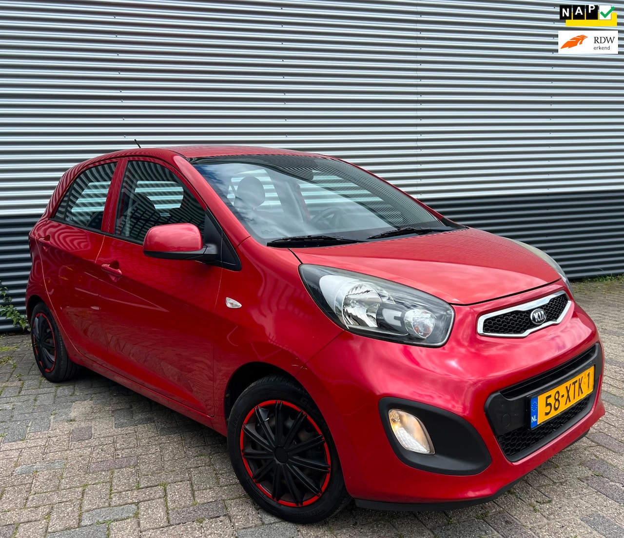 Kia Picanto - 1.0 CVVT Comfort Pack 1.0 CVVT Comfort Pack - AutoWereld.nl