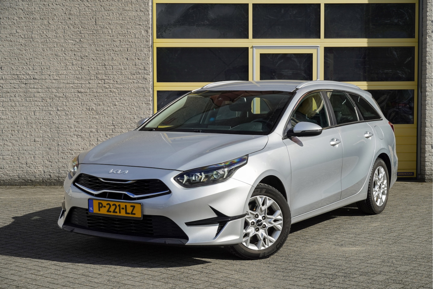Kia Cee'd Sportswagon - Ceed 1.0 T-GDi DynamicLine BJ2022 Lmv 16" | Led V+A | Pdc | Achteruitrijcamera | App-Conne - AutoWereld.nl
