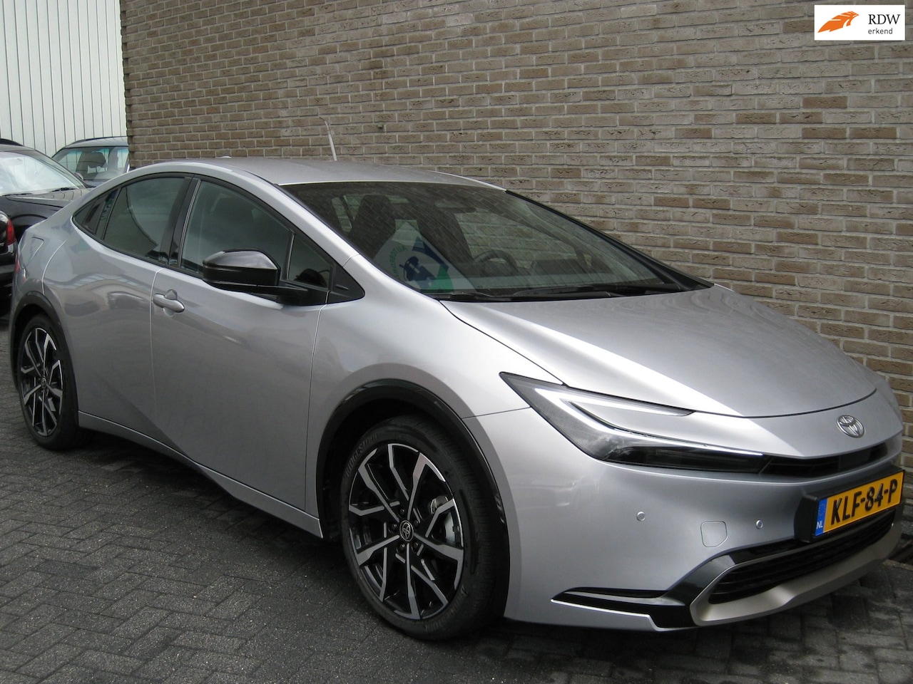 Toyota Prius - 2.0 Plug-in Hybrid 220 Executive - 1e eig - - AutoWereld.nl