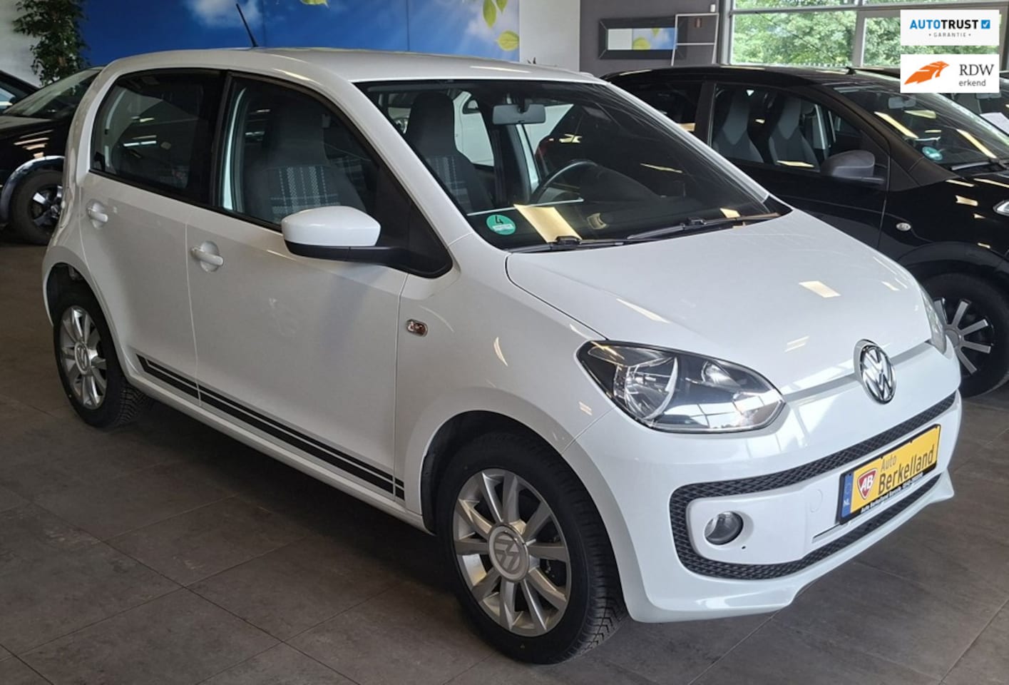 Volkswagen Up! - 1.0 take up! BlueMotion 1.0 take up! BlueMotion - AutoWereld.nl