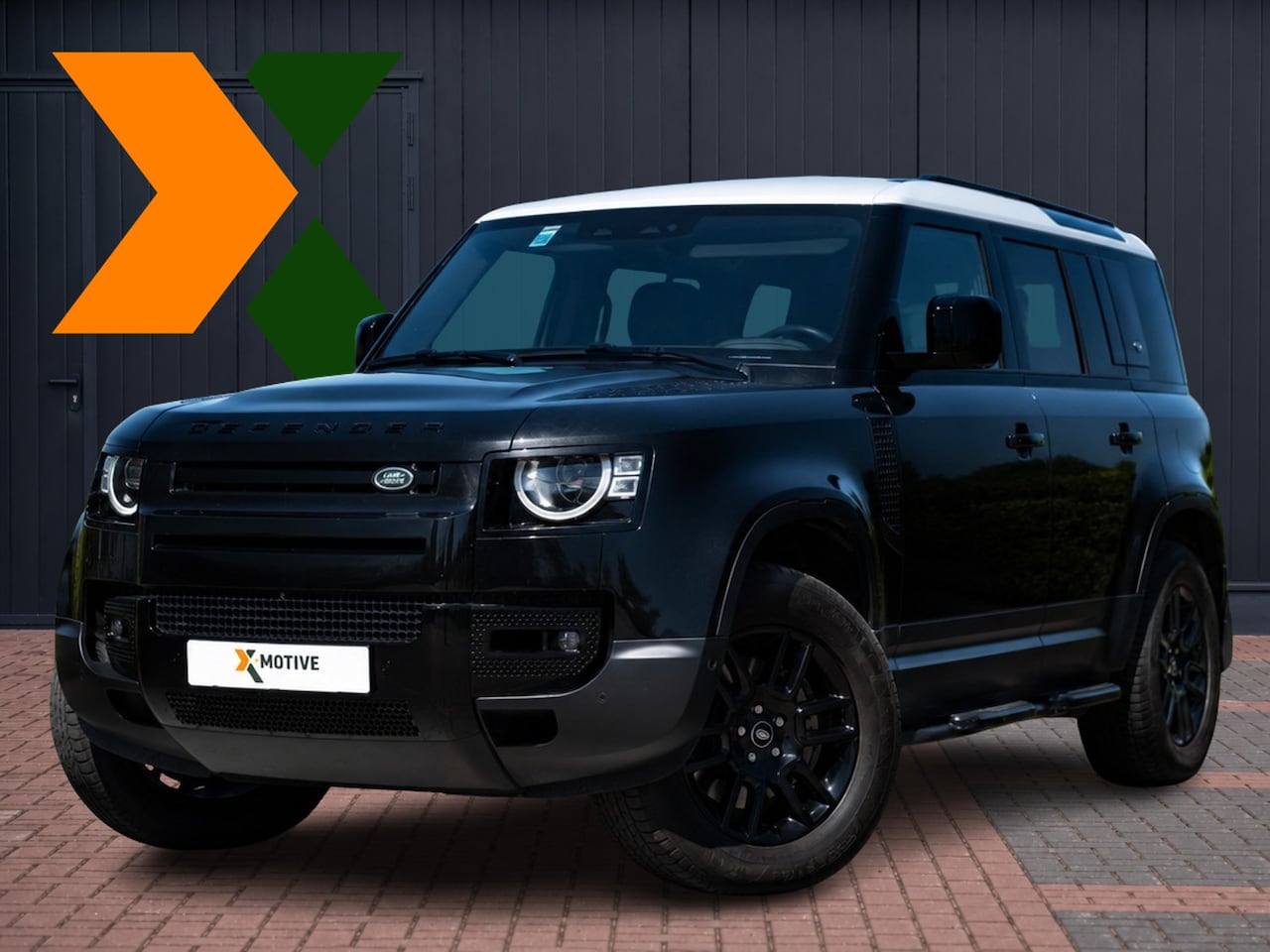 Land Rover Defender 110 - 2.0 P400e S | Black Pack | Leder interieur | Wit Dak | Adaptive Cruise | Cold Climate Pack - AutoWereld.nl
