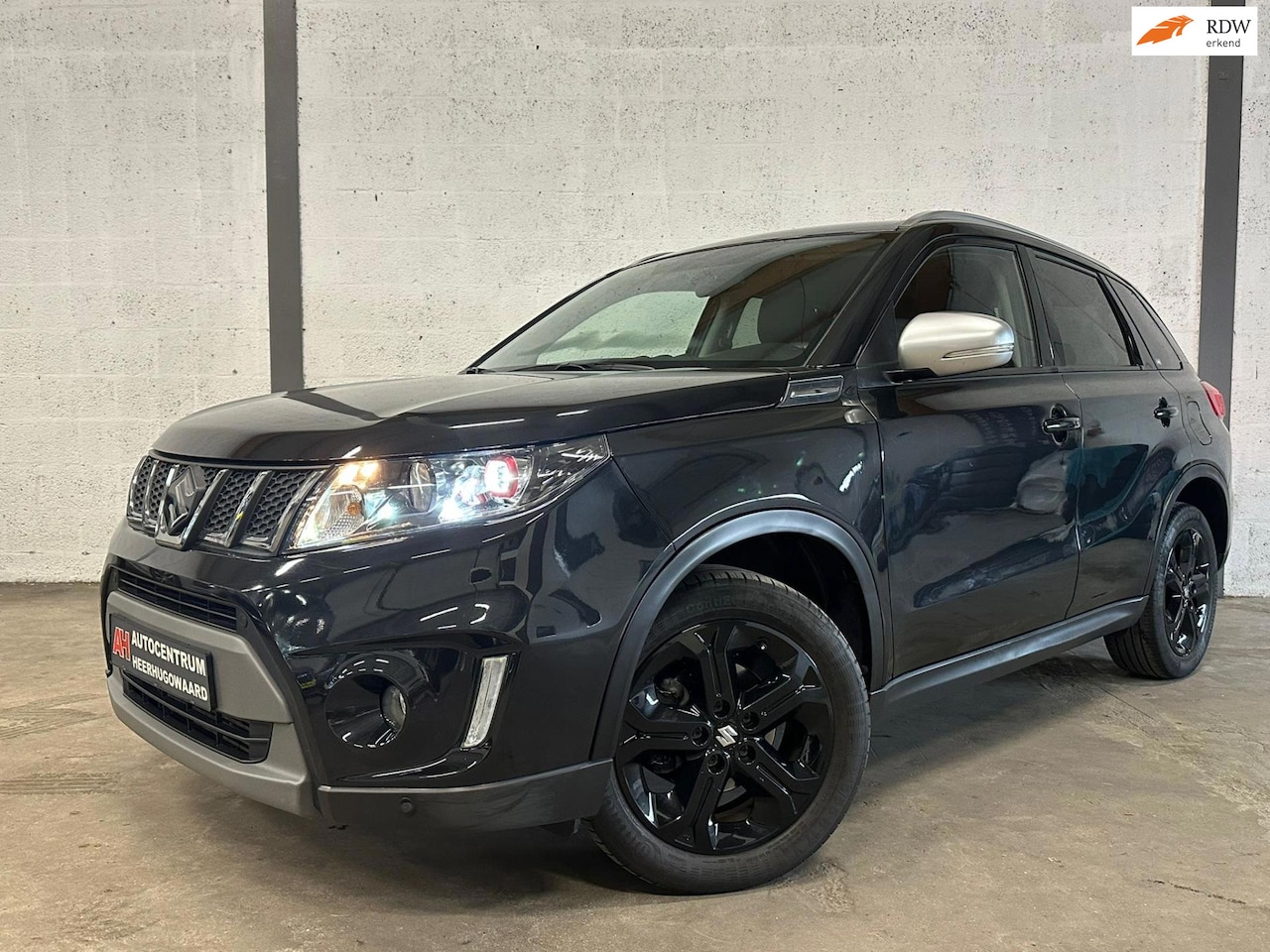 Suzuki Vitara - 1.4 S Allgrip Automaat|Navi|Camera|Carplay|Leder|Volledig Onderhouden !! - AutoWereld.nl