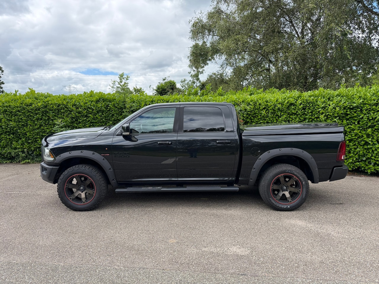 Dodge Ram 1500 - 5.7 V8 4x4 Quad Cab 6'4 Sport 5.7 V8 4x4 Quad Cab 6'4 Sport| MARGE AUTO - AutoWereld.nl
