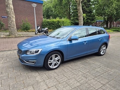 Volvo V60 - 2.4 D6 Twin Engine R-Design NAP Heaven Blue