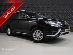 Mitsubishi Outlander - 2.4 PHEV Pure | Camera | Carplay | ESP