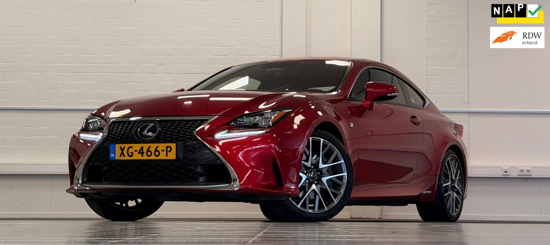 Lexus RC - 300h F SPORT Line 100% Lexus onderhouden Super netjes! - AutoWereld.nl