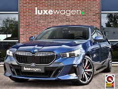 BMW 5-serie - 550e xDrive M-Sport Pro B&W Trekh Prof-onderstel 20inch
