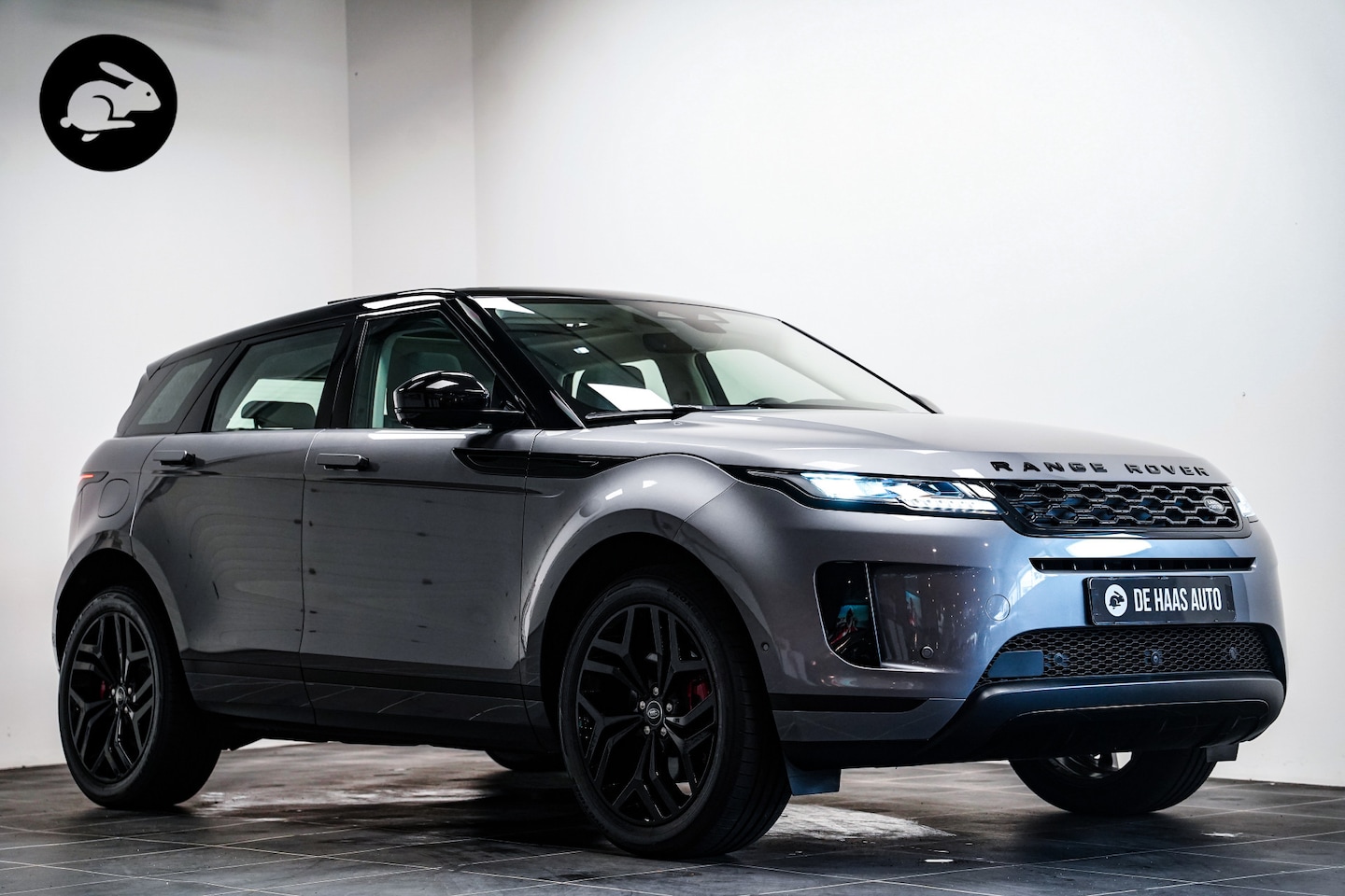 Land Rover Range Rover Evoque - 1.5 P300e AWD S|Pano dak|Trekhaak|Elektr stoelen|Leder|3D camera - AutoWereld.nl