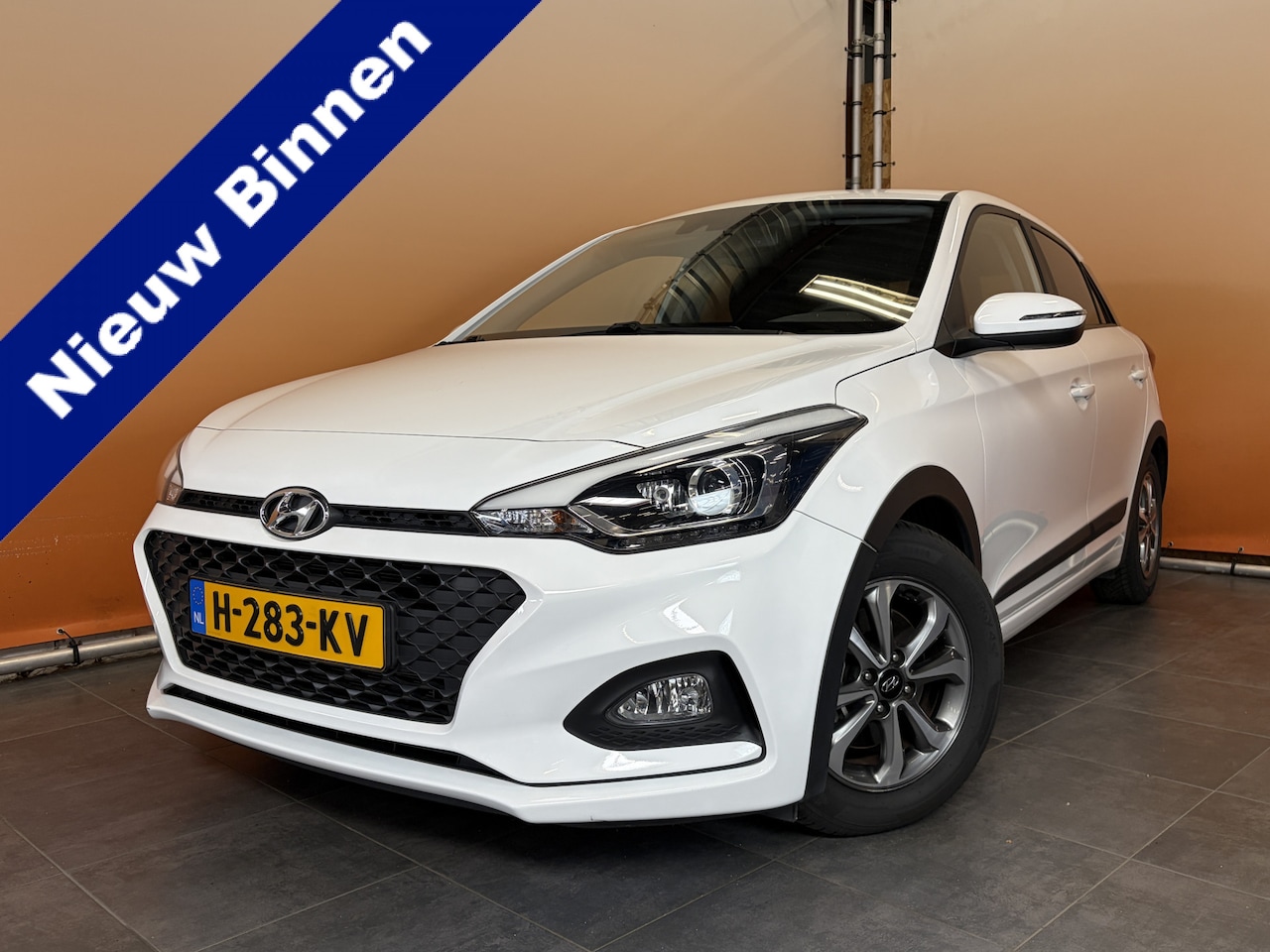 Hyundai i20 - 1.0 T-GDI Comfort automaat | trekhaak | navi cruise | camera | dealer onderhouden - AutoWereld.nl