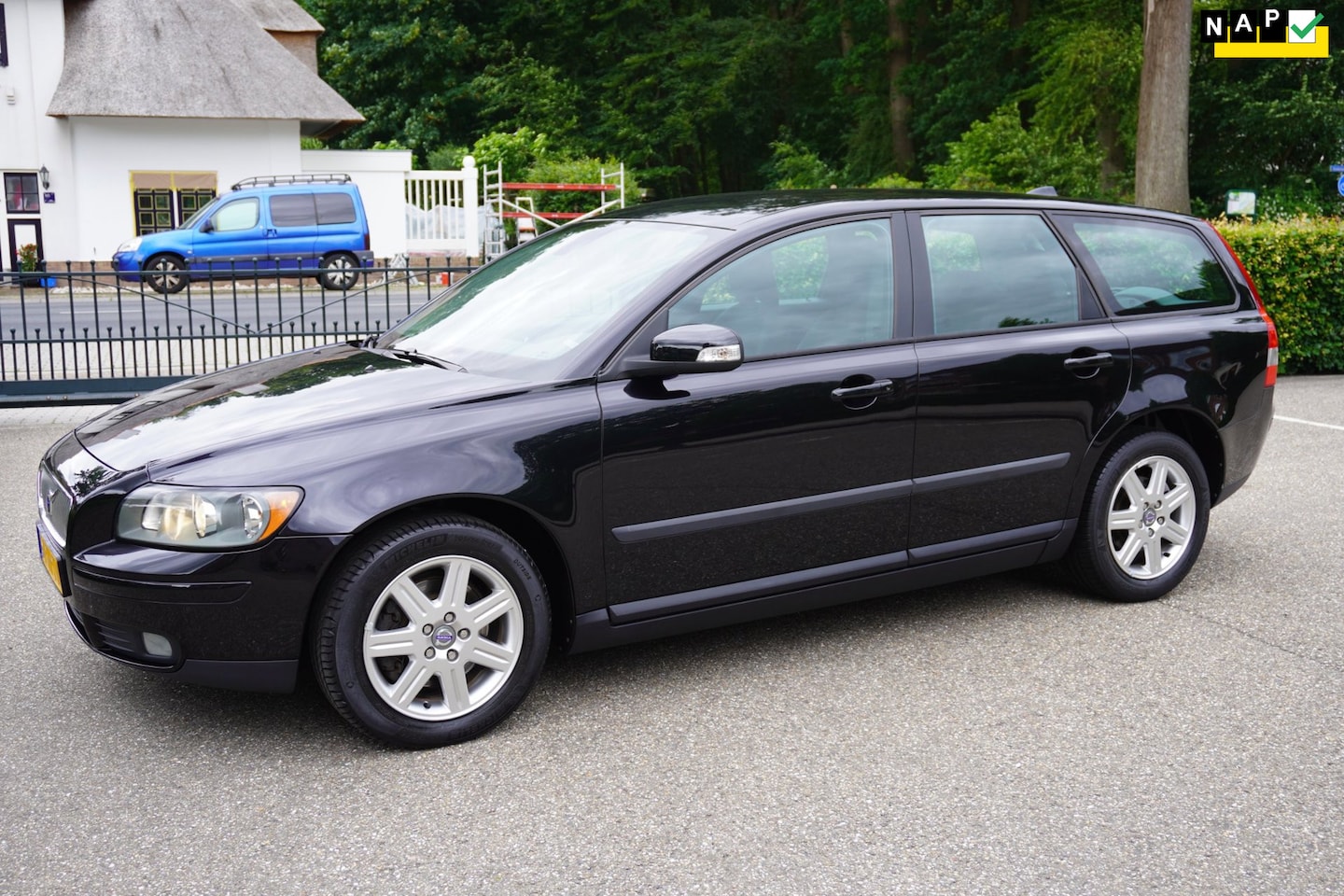 Volvo V50 - 2.4 Edition I Automaat Dealer onderhouden - AutoWereld.nl