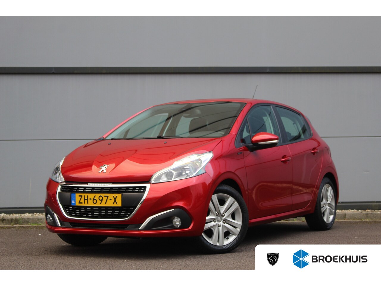 Peugeot 208 - 1.2 Signature - AutoWereld.nl