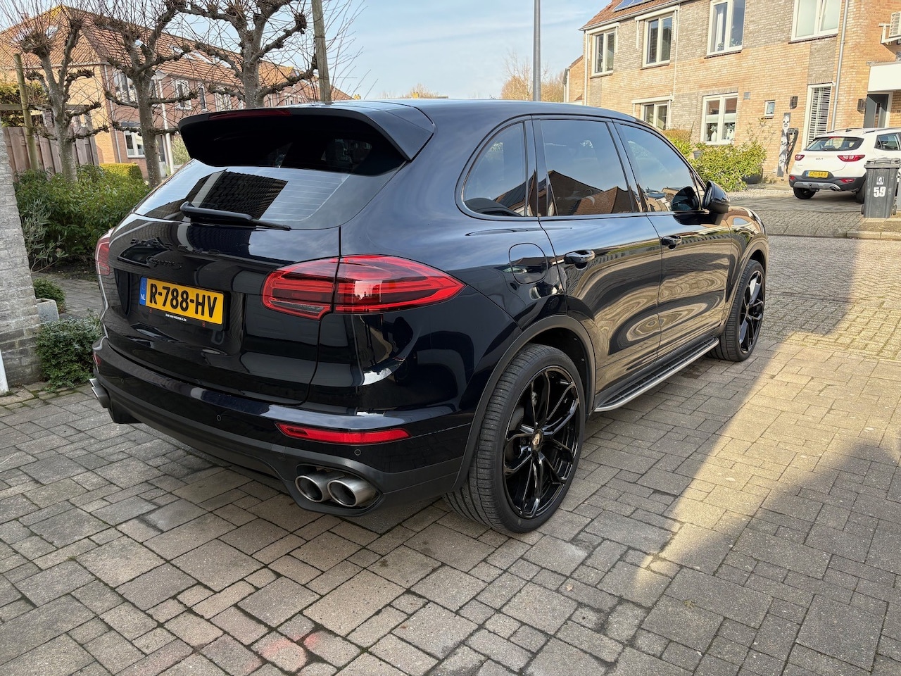 Porsche Cayenne - 3.6 S Porsche Cayenne S|22"|pano|carbon|luchtvering|carplay|xenon - AutoWereld.nl