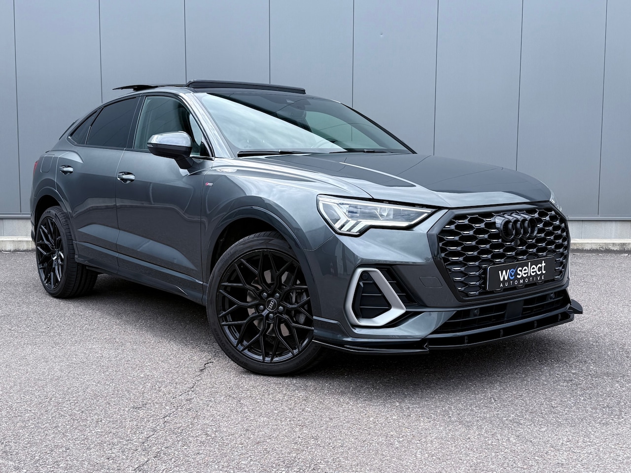 Audi Q3 Sportback - 45 TFSI S-Line RS-Pakket l Pano l Camera l ACC l Carplay l Matrix l Blindspot - AutoWereld.nl