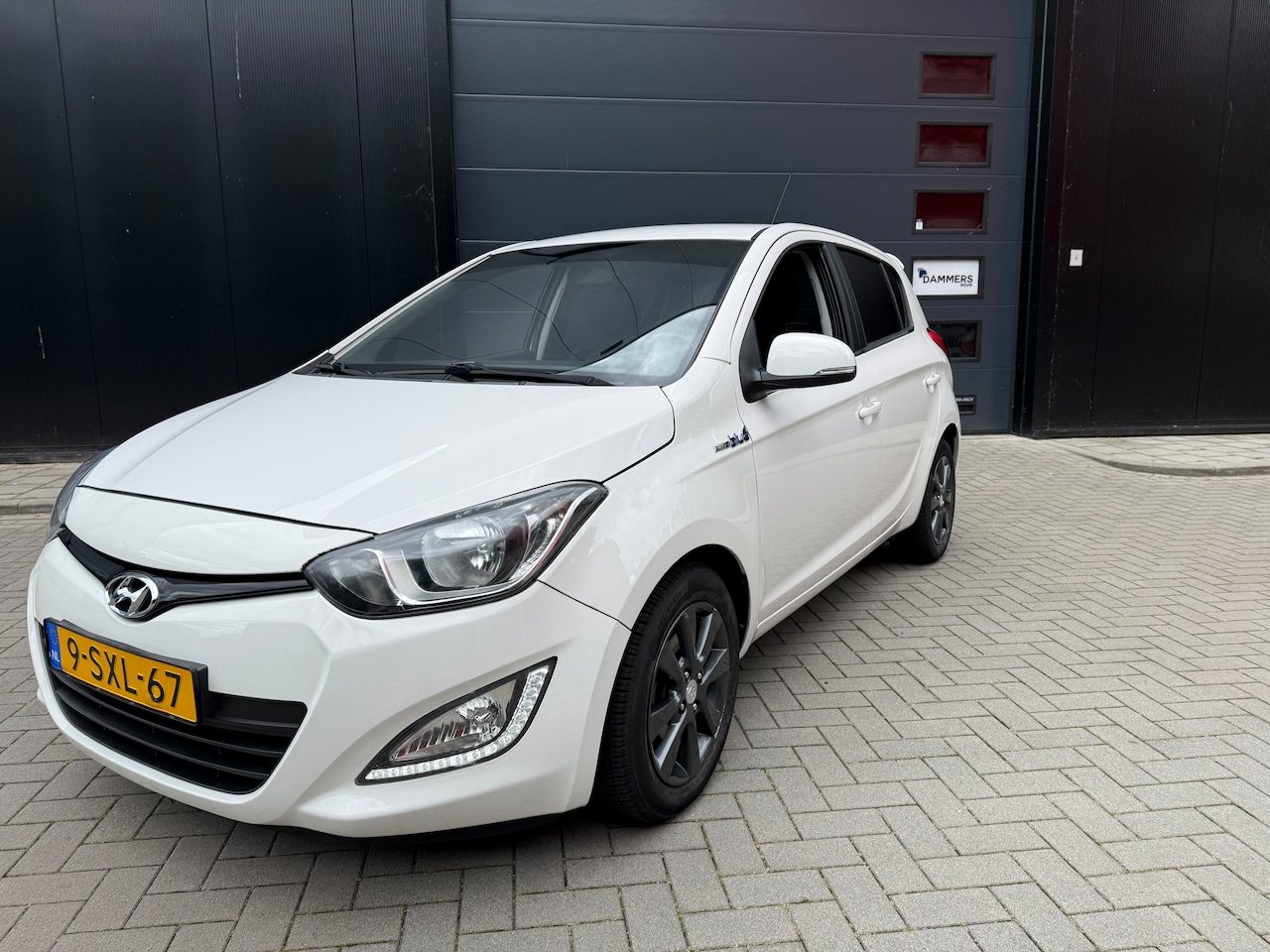 Hyundai i20 - 1.2i i-Deal 5-DRS Nieuwe APK NAP - AutoWereld.nl
