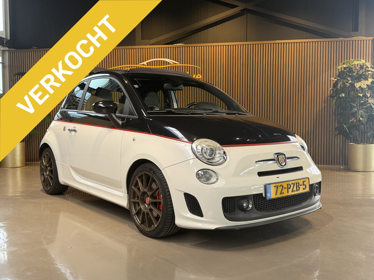 Fiat 500 C - 1.4-16V Abarth 140 PK Cabrio top Leder interieur Naviegatie Achteruit Camera Lmv - AutoWereld.nl