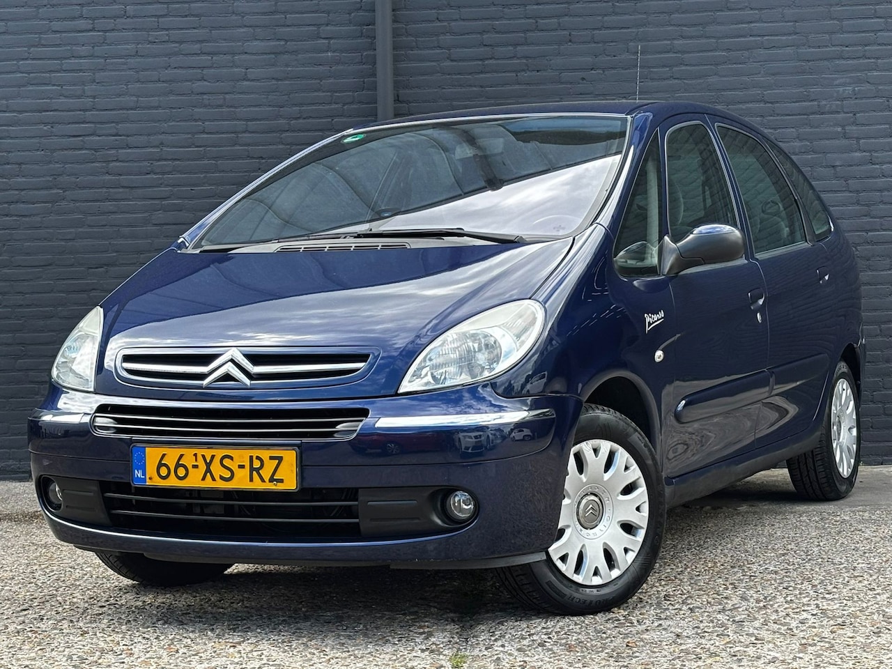 Citroën Xsara Picasso - 1.6i-16V Prestige TREKHAAK | ELEK RAMEN | AIRCO | PDC | NWE APK - AutoWereld.nl
