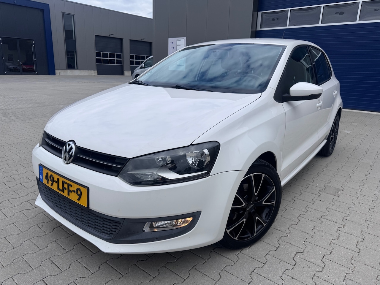 Volkswagen Polo - 1.4-16V Comfortline Airco Navigatiesysteem!! - AutoWereld.nl