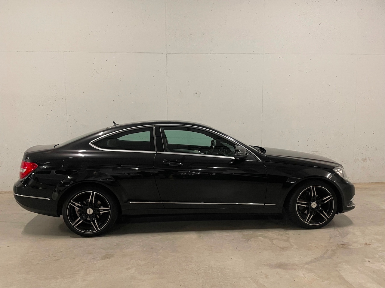 Mercedes-Benz C-klasse Coupé - 180 Aut. leer Clima Cruise Navi - AutoWereld.nl