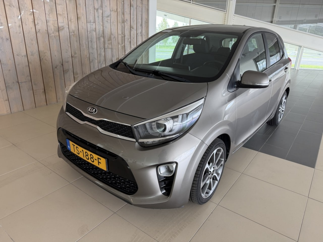Kia Picanto - 1.0 MPi Design Edition - AutoWereld.nl