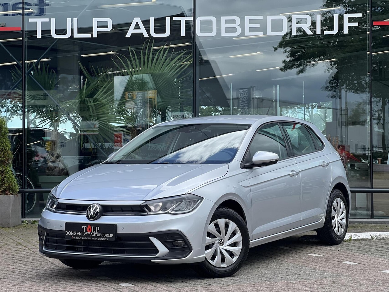 Volkswagen Polo - 1.0 TSI 95pk Life Airco Cruise Parkassist - AutoWereld.nl