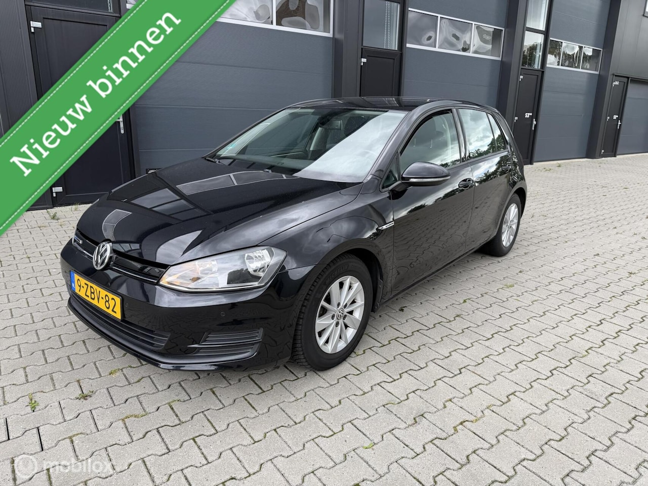Volkswagen Golf - 1.6 TDI Comfortline BlueMotion 1.6 TDI Comfortline BlueMotion - AutoWereld.nl