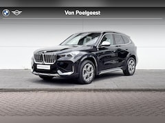 BMW X1 - sDrive18i | Panoramadak | xLine | Travel Pack | Premium Pack