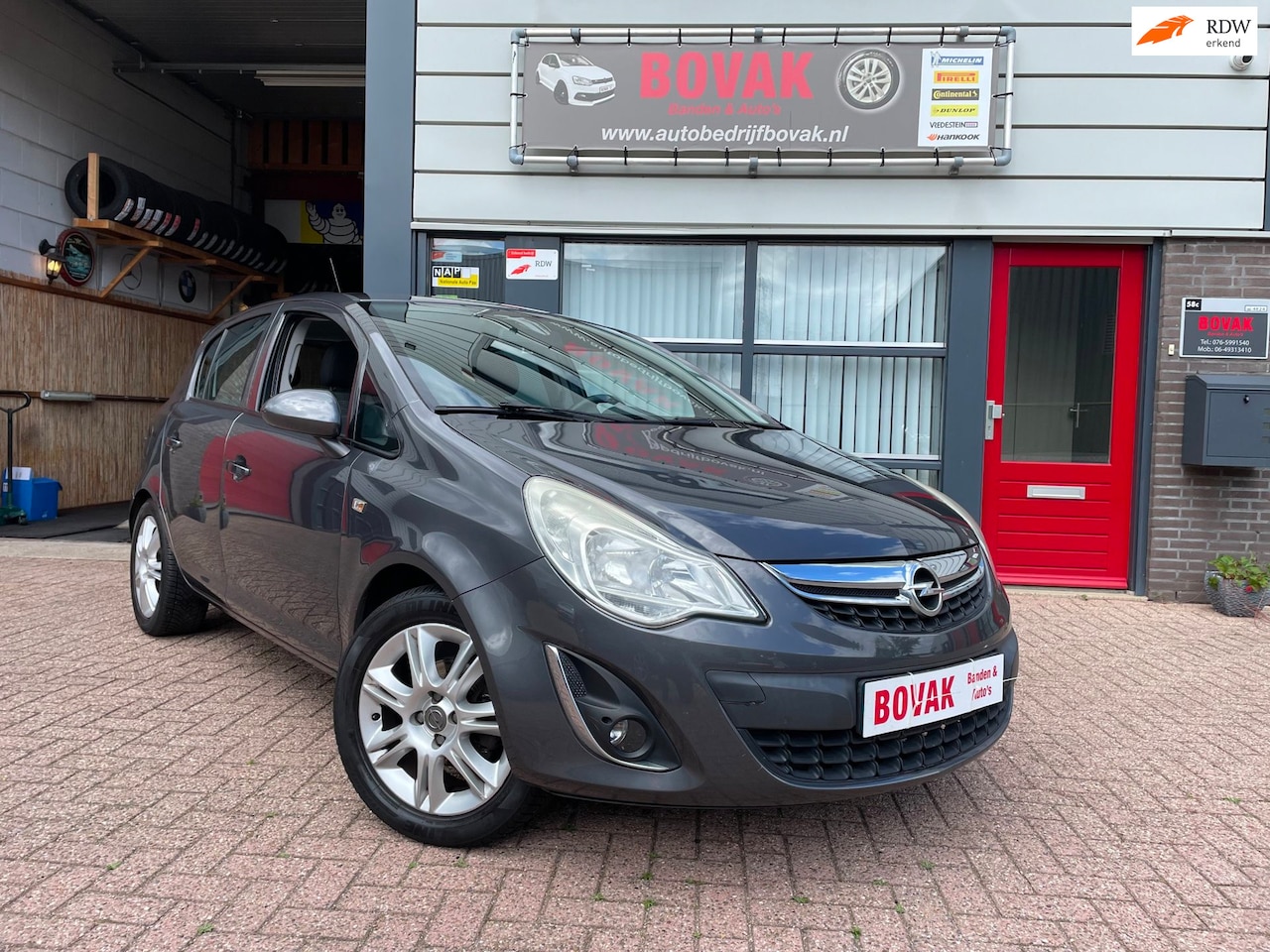 Opel Corsa - 1.4-16V Edition Limited 5 deurs airco - AutoWereld.nl