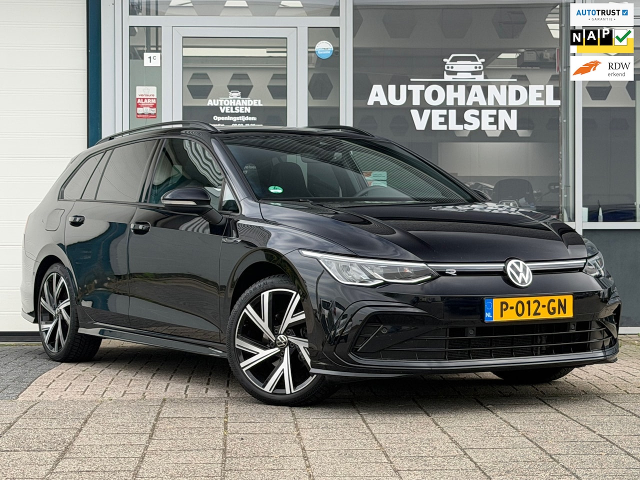 Volkswagen Golf Variant - 1.5 eTSI R-Line Business+ Apple carplay - AutoWereld.nl
