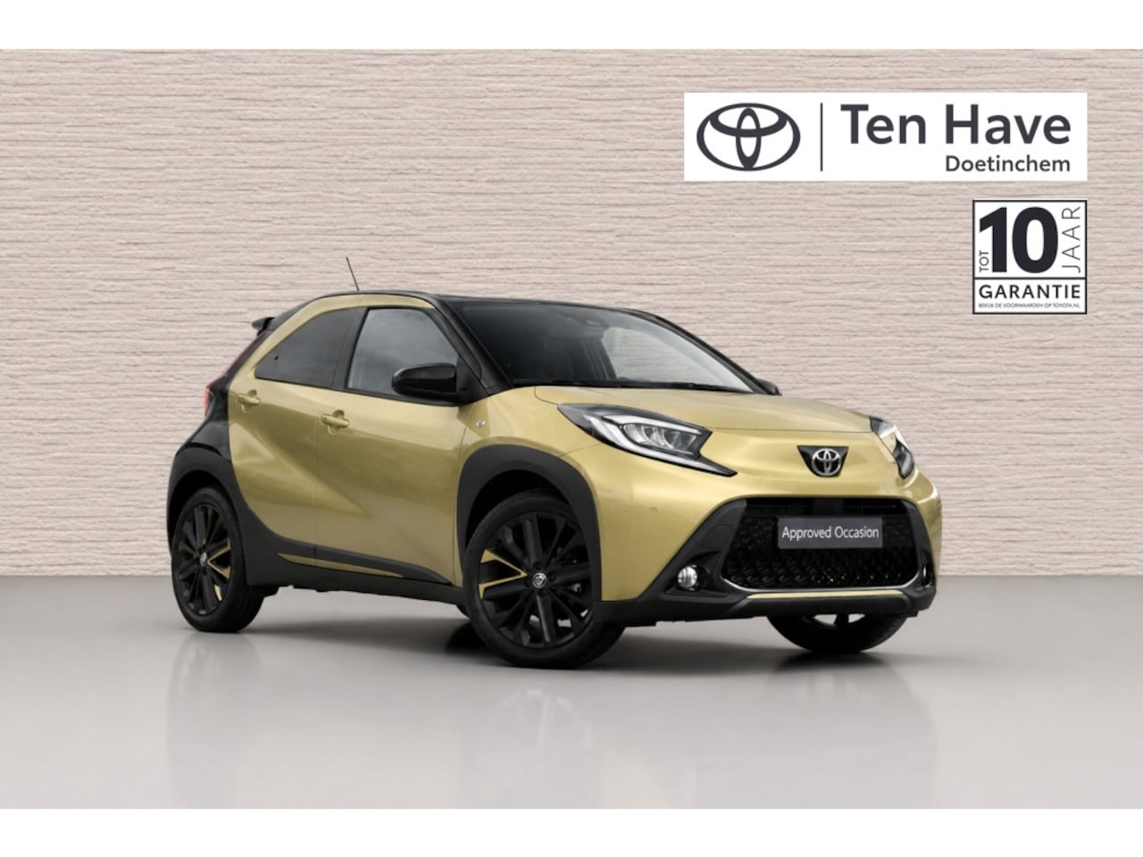 Toyota Aygo X - 1.0 VVT-i S-CVT 72PK premium design pack Automaat | Smart Entry - AutoWereld.nl