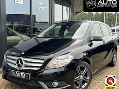Mercedes-Benz B-klasse - 180 Prestige 122PK | ZEER NETTE STAAT | van de Mercedes Benz Dealer | Stoelverwarming | Na