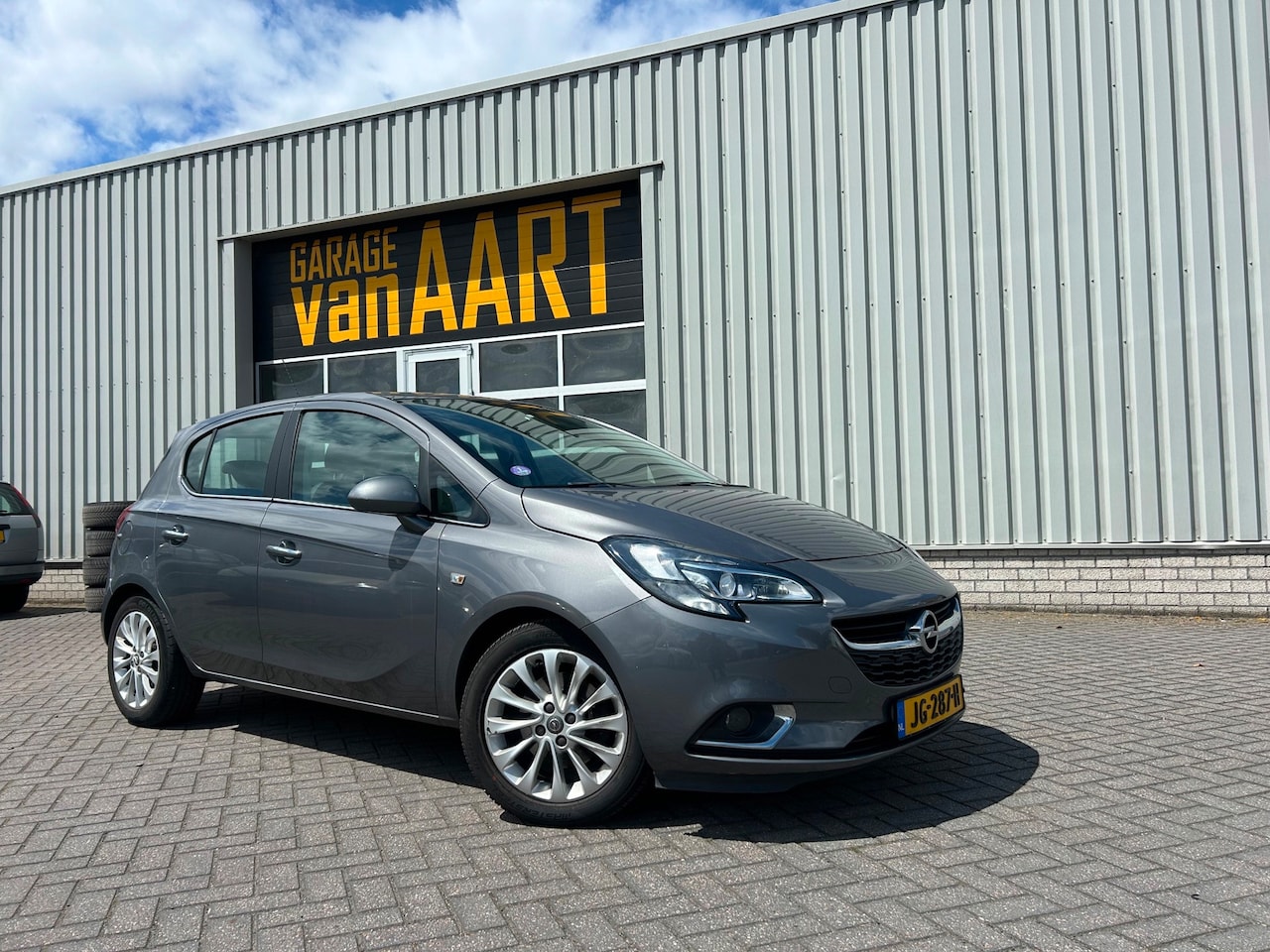 Opel Corsa - 1.0 Turbo Cosmo | XENON | SCHERM | HALF LEER | - AutoWereld.nl