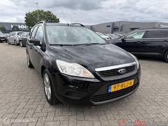 Ford Focus Wagon - 1.6 Trend, Airco, Trekhaak