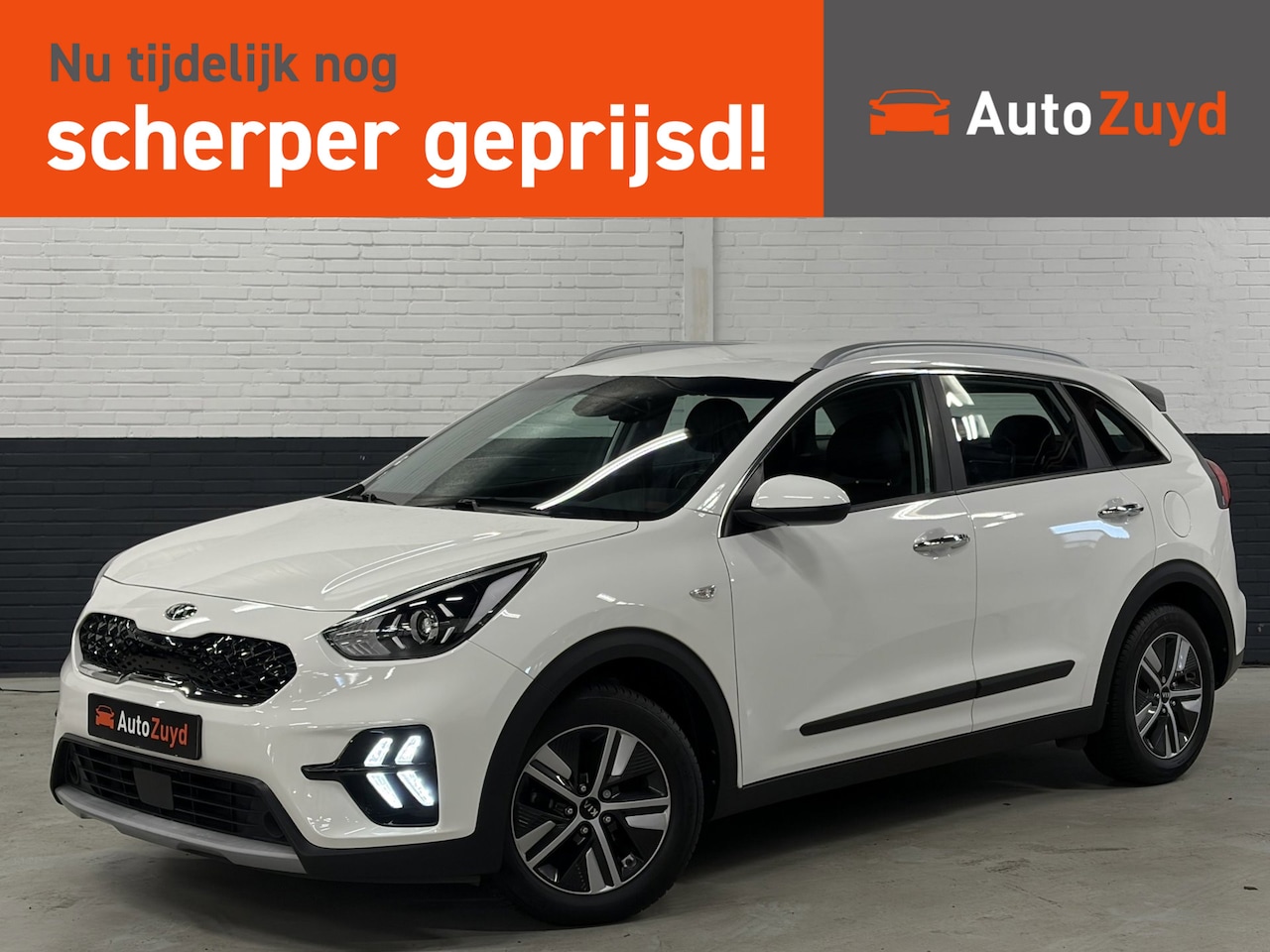 Kia Niro - 1.6 GDi Hybrid DynamicPlusLine Automaat Navi / Camera / Stoelverwarming / DAB / Trekhaak - AutoWereld.nl