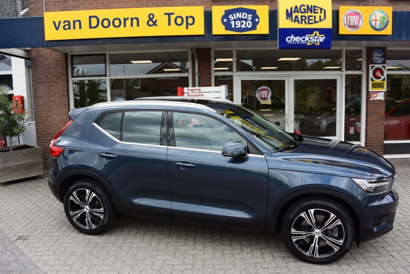 Volvo XC40 - 1.5 T5 RECH. INSCR. - AutoWereld.nl