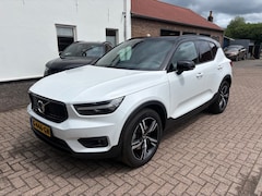 Volvo XC40 - 2.0 T4 R-Design Schuifdak Pilot Assist