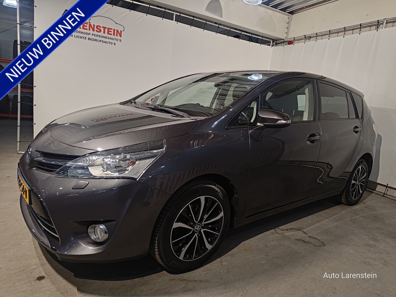 Toyota Verso - 1.8 VVT-i 147pk Dynamic 7p. Climate C./ Cruise C. / Trekhaak / Winter Pack / Navi - AutoWereld.nl