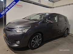 Toyota Verso - 1.8 VVT-i 147pk Dynamic 7p. Climate C./ Cruise C. / Trekhaak / Winter Pack / Navi