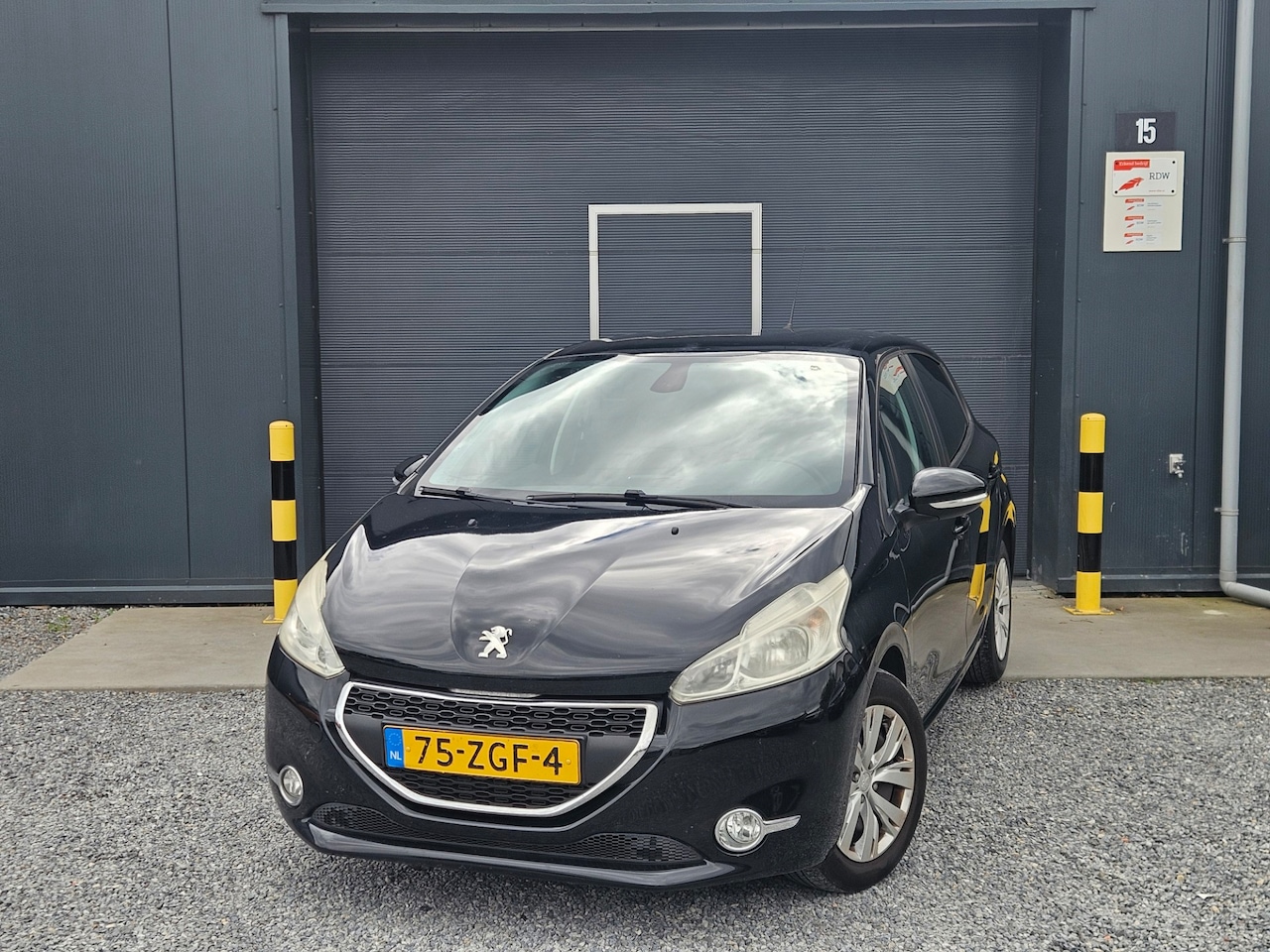 Peugeot 208 - 1.2 Vti Access 1.2 VTi Access - AutoWereld.nl