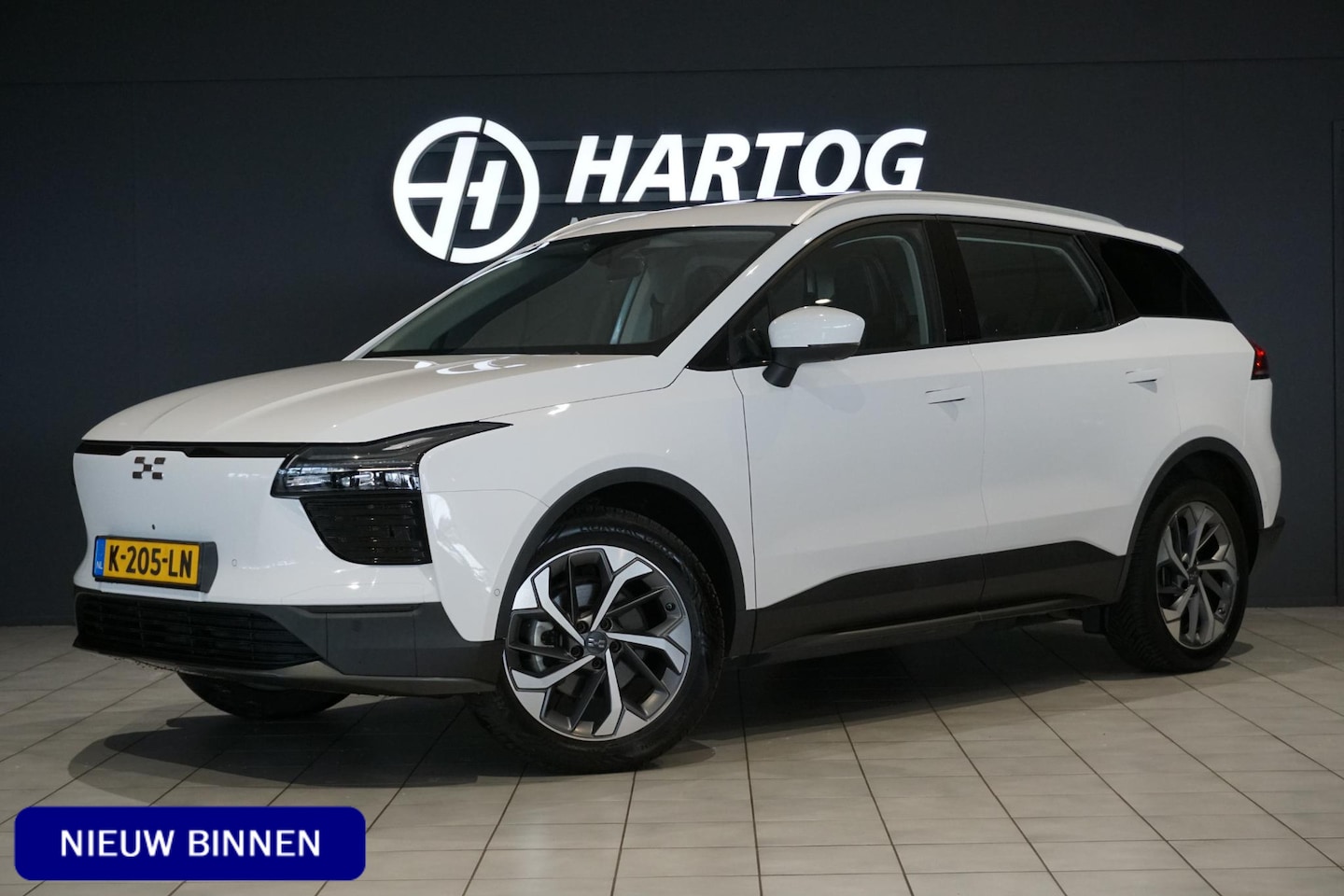 Aiways U5 - 63kWh Premium + PANORAMA / LEDER / ADAPTIVE CRUISE / 360 CAMERA - AutoWereld.nl