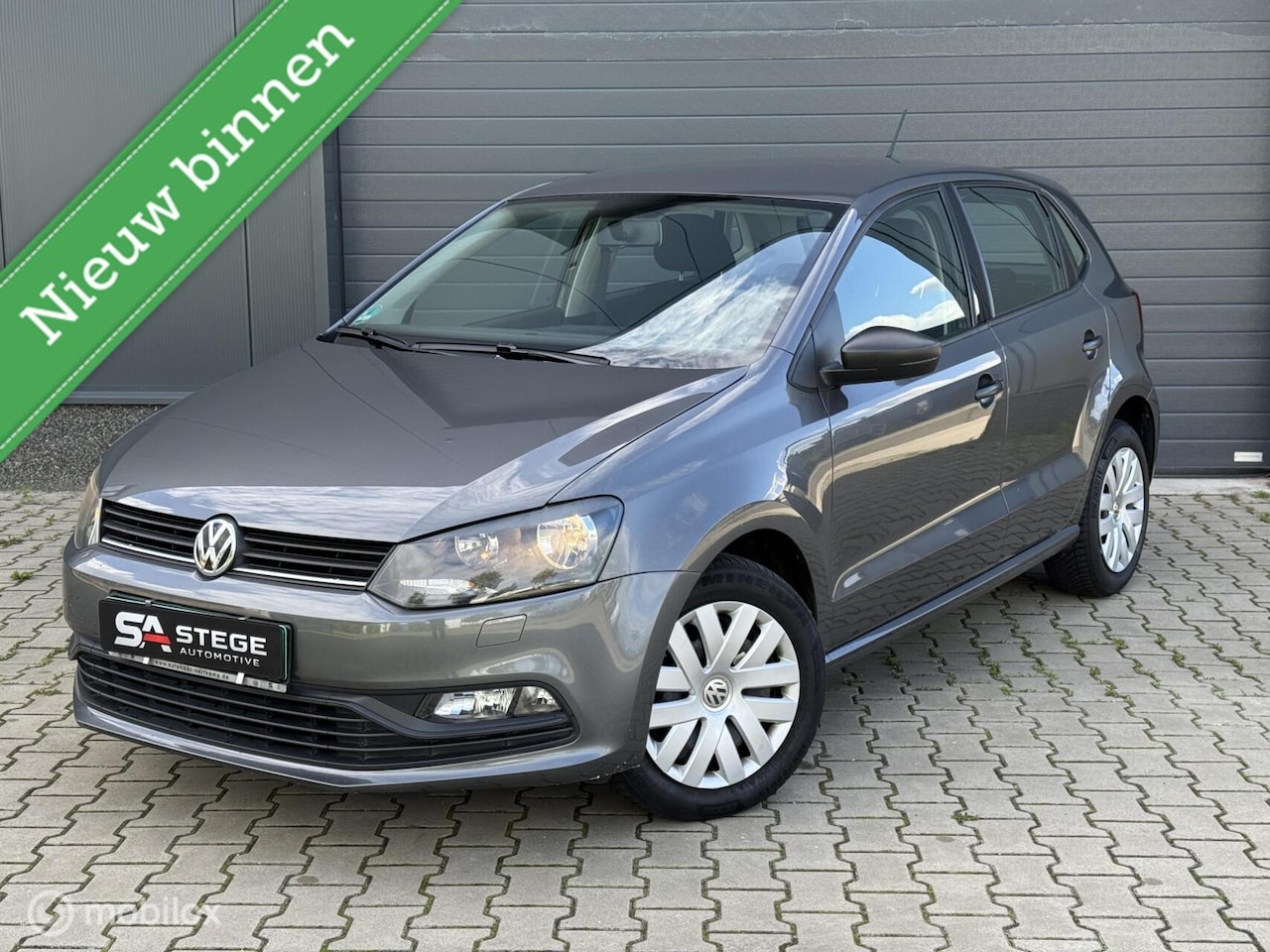 Volkswagen Polo - 1.0 | Stoelverwarming | Airco | Nieuwe apk - AutoWereld.nl