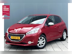 Peugeot 208 - BWJ 2015 | 1.2PT Style | AIRCO | NAVI | DONKER GLAS | LICHTMETAAL | CRUISE |