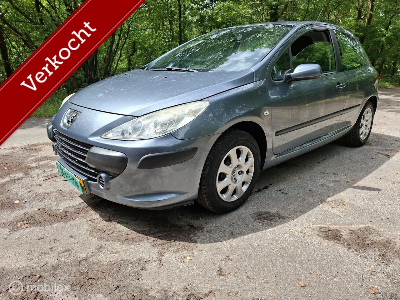 Peugeot 307 - 1.4-16V XS nette auto weinig km - AutoWereld.nl