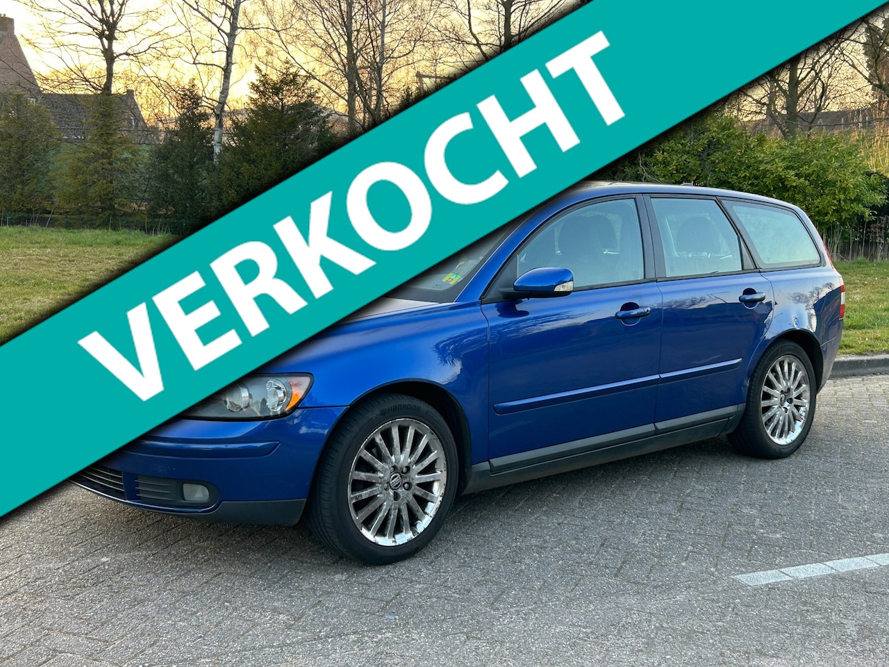 Volvo V50 - 1.8 Momentum 2006 trekhaak! airco! cruise control! goed rijdend! - AutoWereld.nl